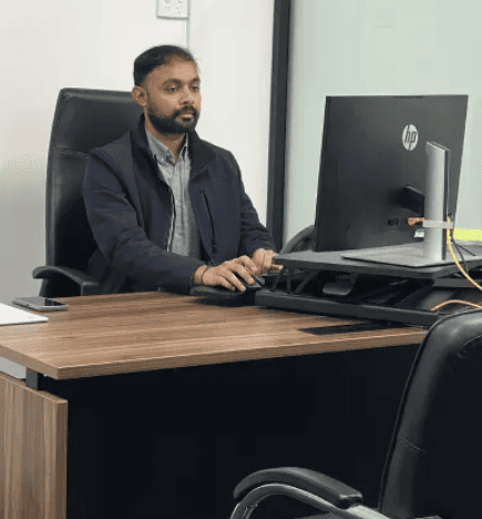 Aussizz Group Pakenham consultant desk